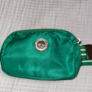 NWOT Lilly Pulitzer Belt Bag